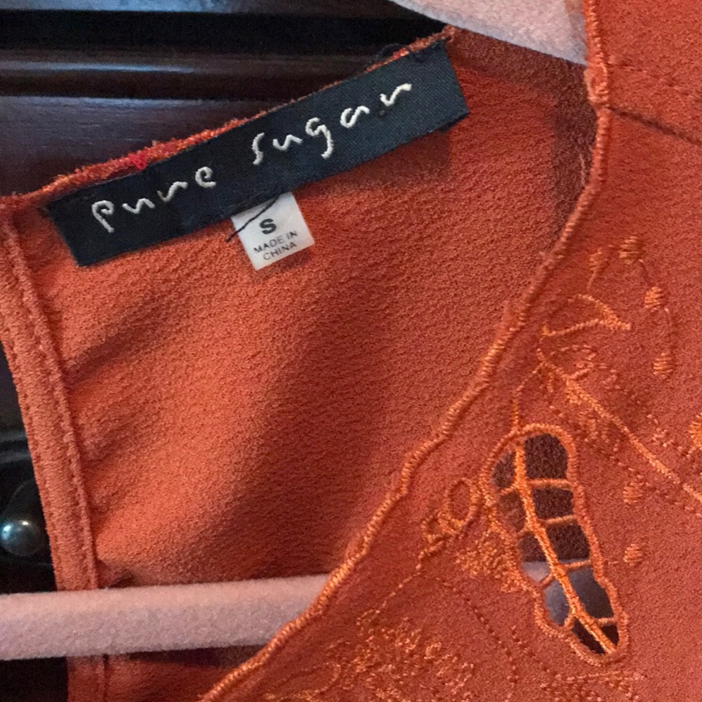 Orange Top - Picture 3 of 5